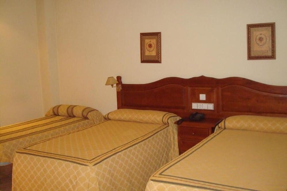Roma Aurea Hotel Talavera de la Reina Eksteriør billede