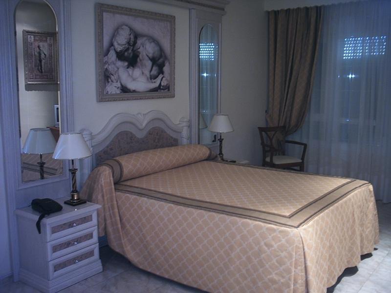 Roma Aurea Hotel Talavera de la Reina Eksteriør billede